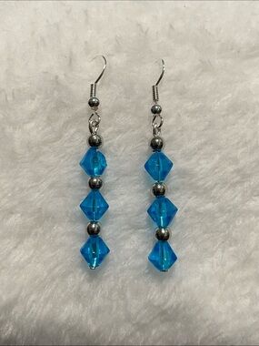 Good Vibes Only Light blue and silver beaded earrings!